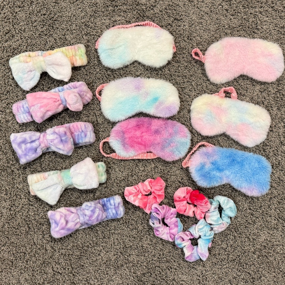 Spa Birthday party favors- headband, scrunchie and eye mask, enough for 5 kids